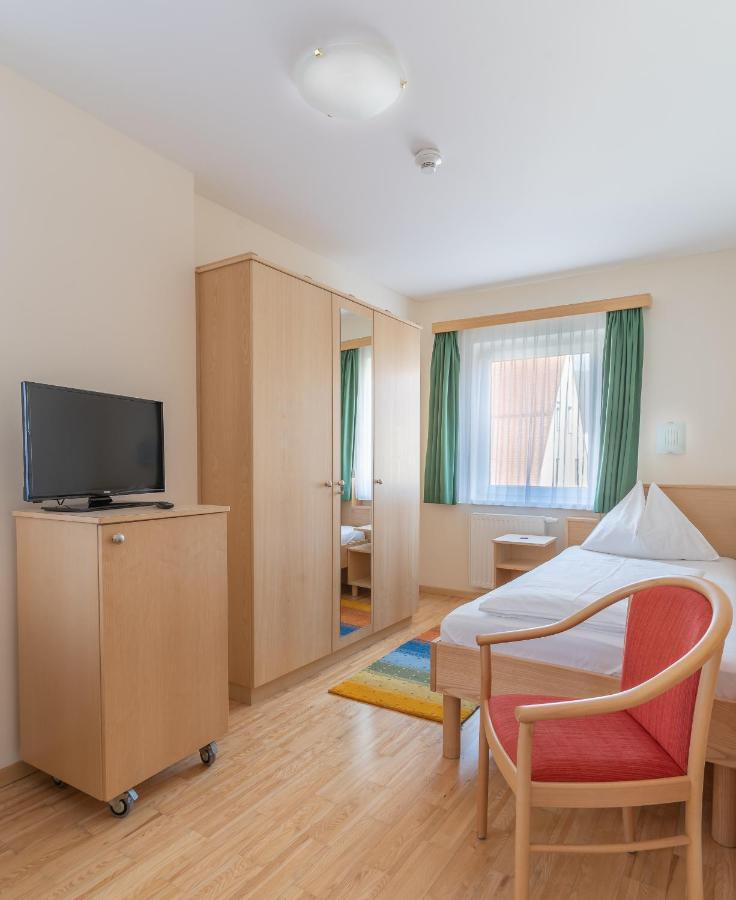 Hotel Kindler 2,0 Self-Check-In Leoben  Bagian luar foto