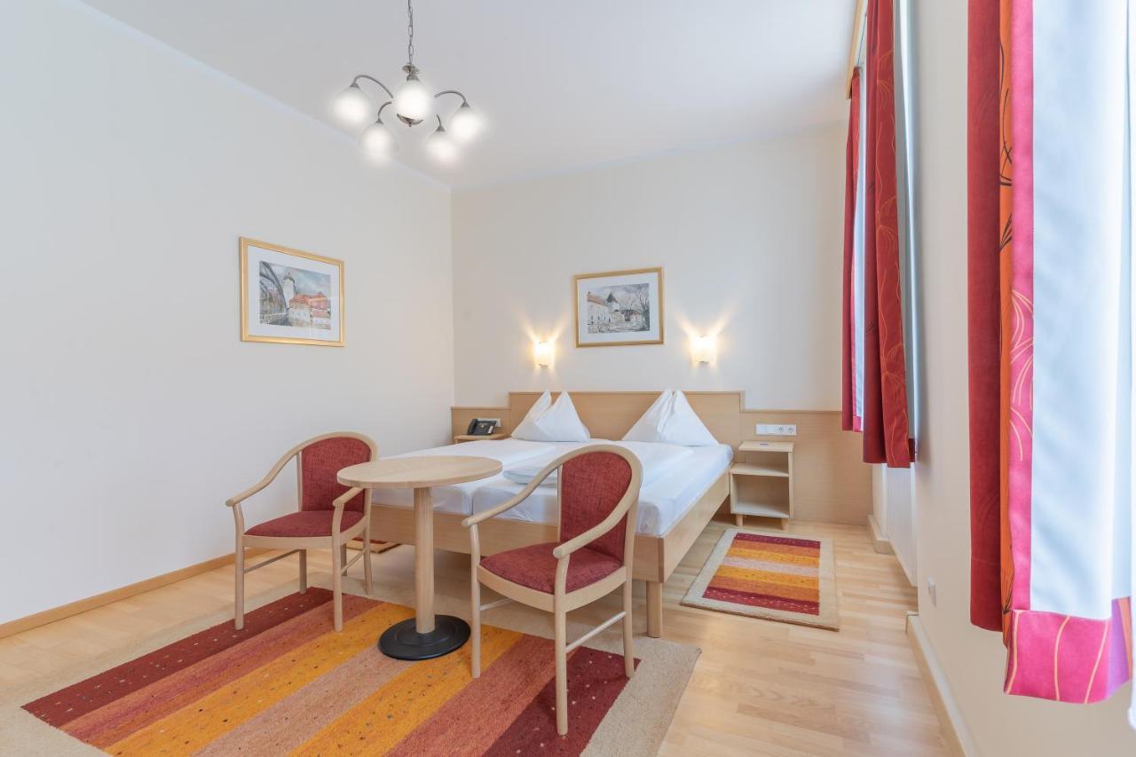 Hotel Kindler 2,0 Self-Check-In Leoben  Bagian luar foto