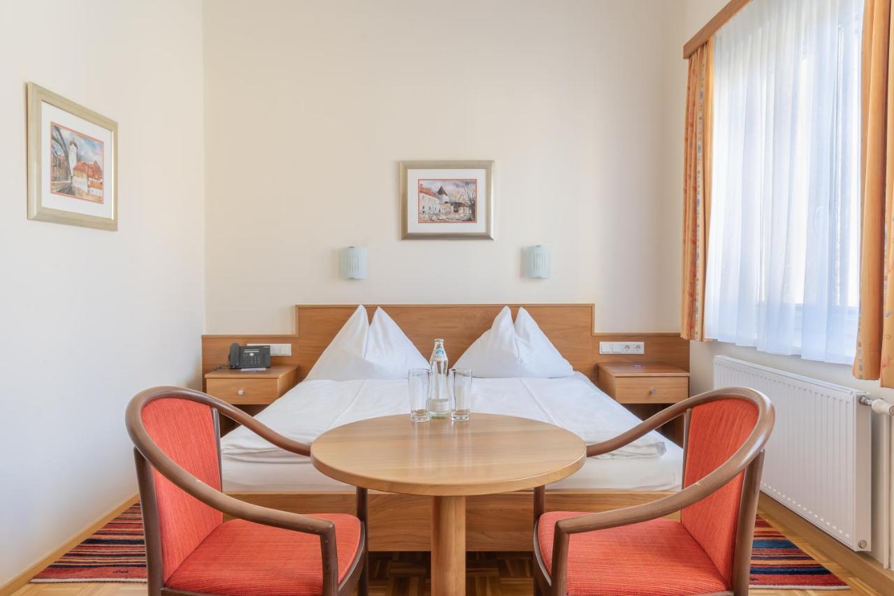 Hotel Kindler 2,0 Self-Check-In Leoben  Bagian luar foto