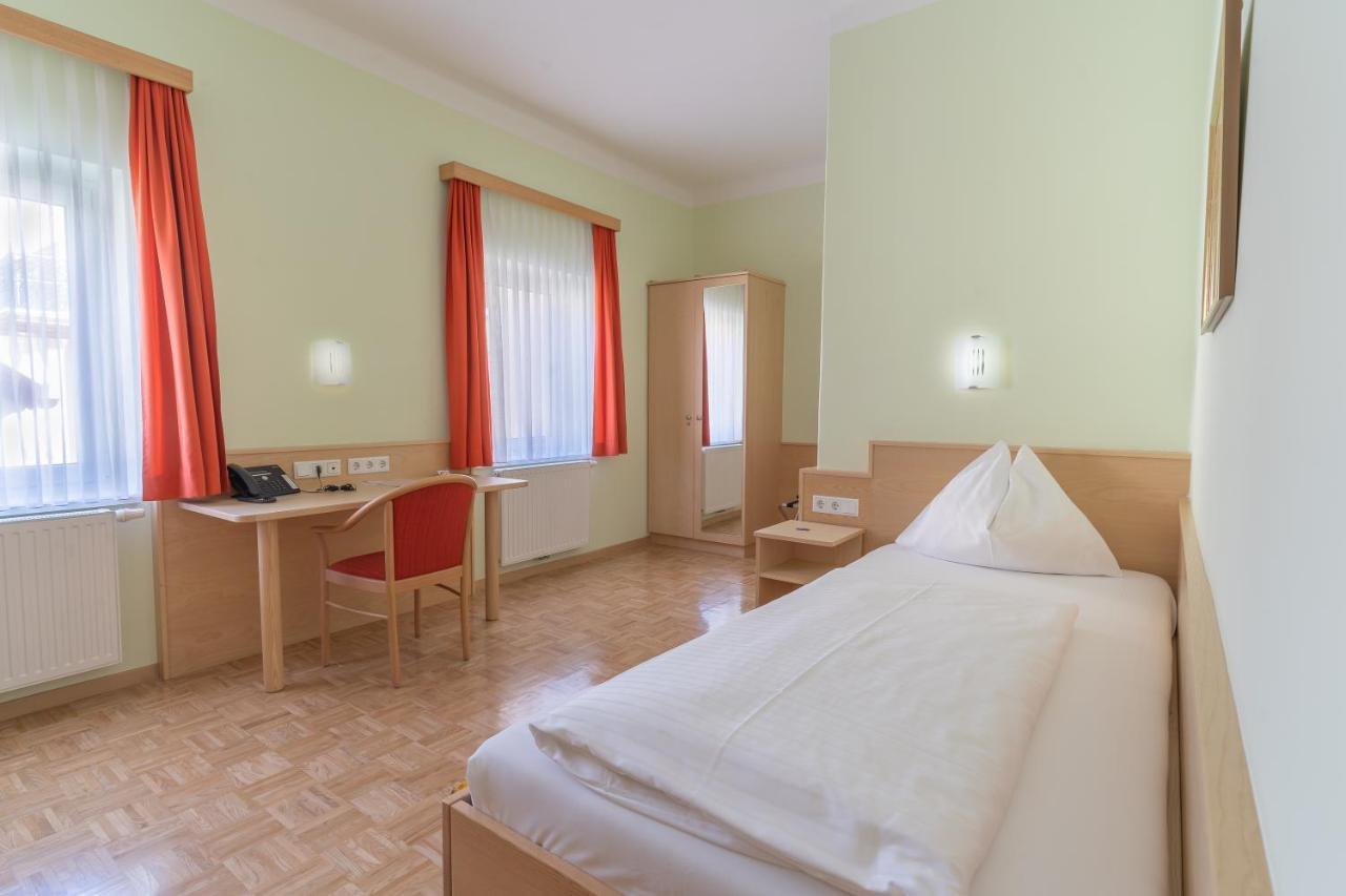 Hotel Kindler 2,0 Self-Check-In Leoben  Bagian luar foto