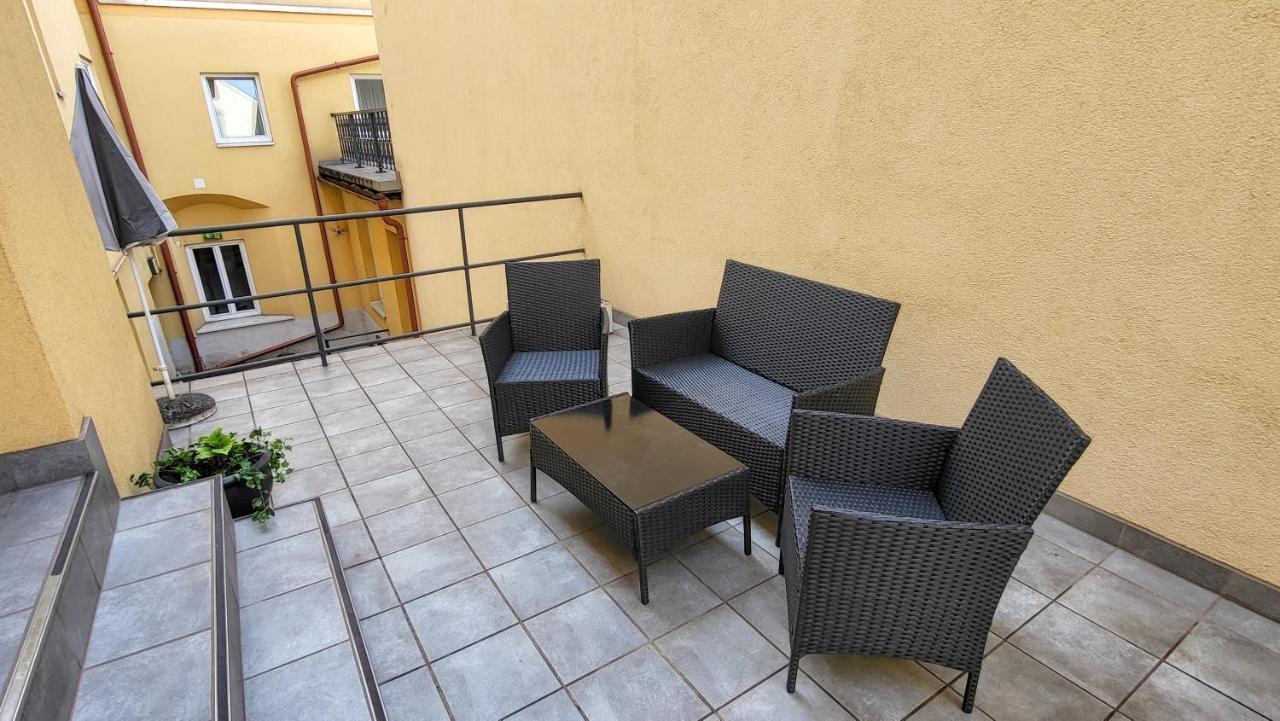 Hotel Kindler 2,0 Self-Check-In Leoben  Bagian luar foto