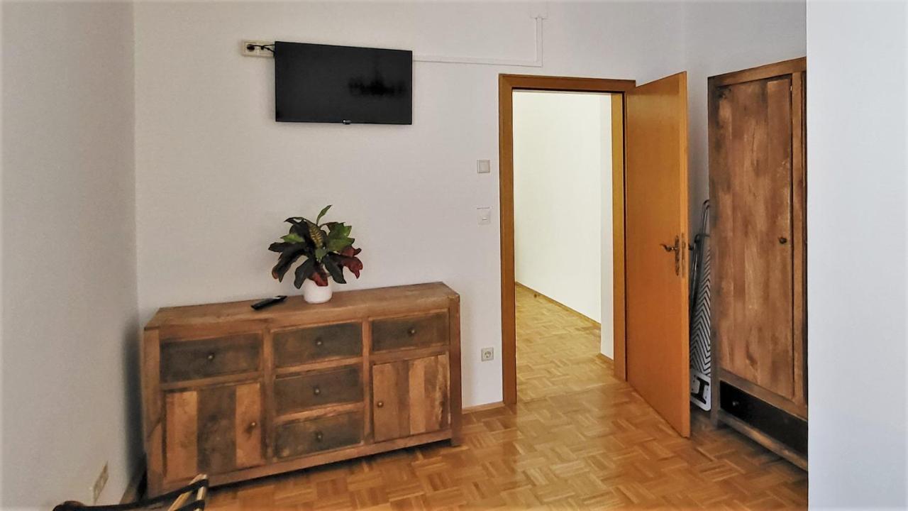 Hotel Kindler 2,0 Self-Check-In Leoben  Bagian luar foto